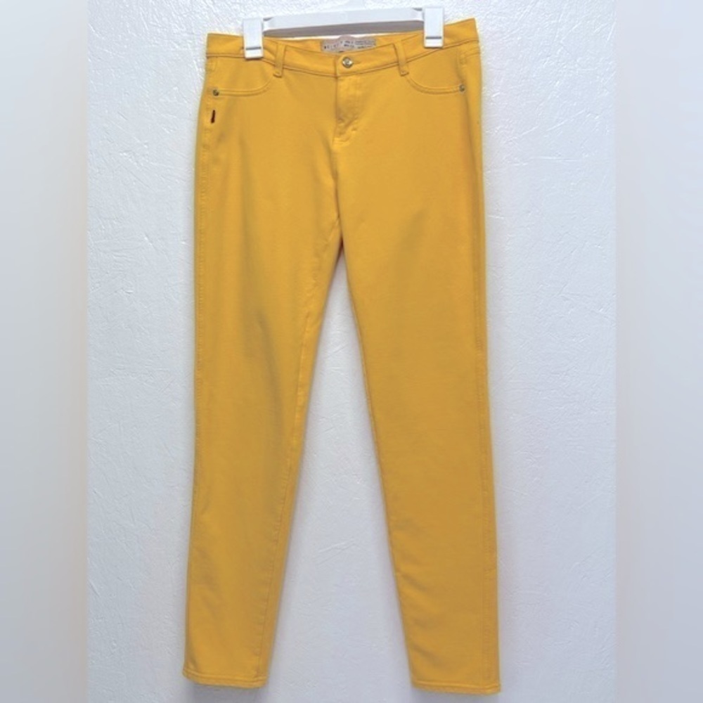 WOMEN’S Juniors - Beverly Straight Leg Skinny Jeans - 11